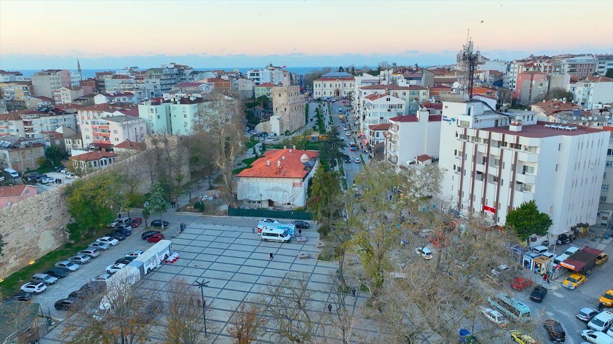 Sinop\'ta Kent Meydanı Düzenlemesi