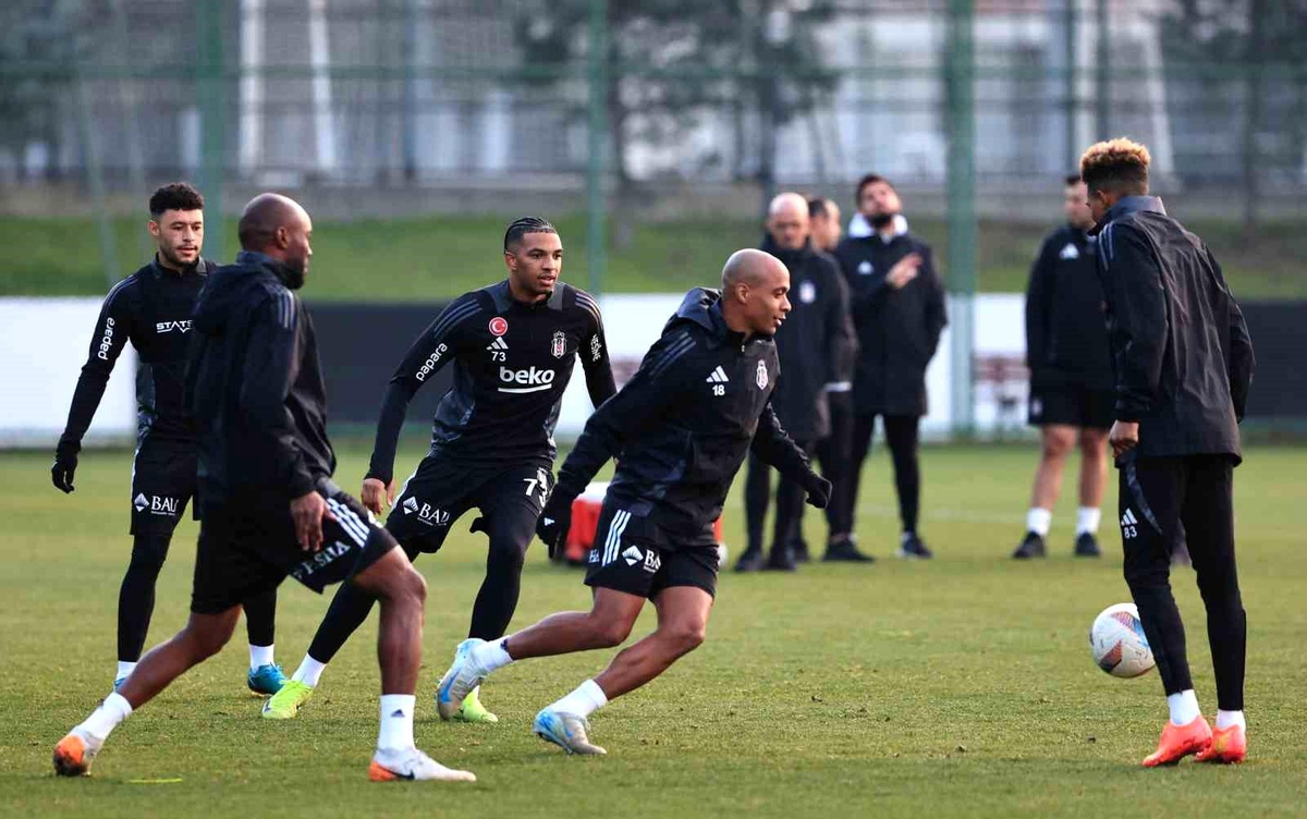 Beşiktaş, Alanyaspor Maçına Hazırlıklarını Tamamladı