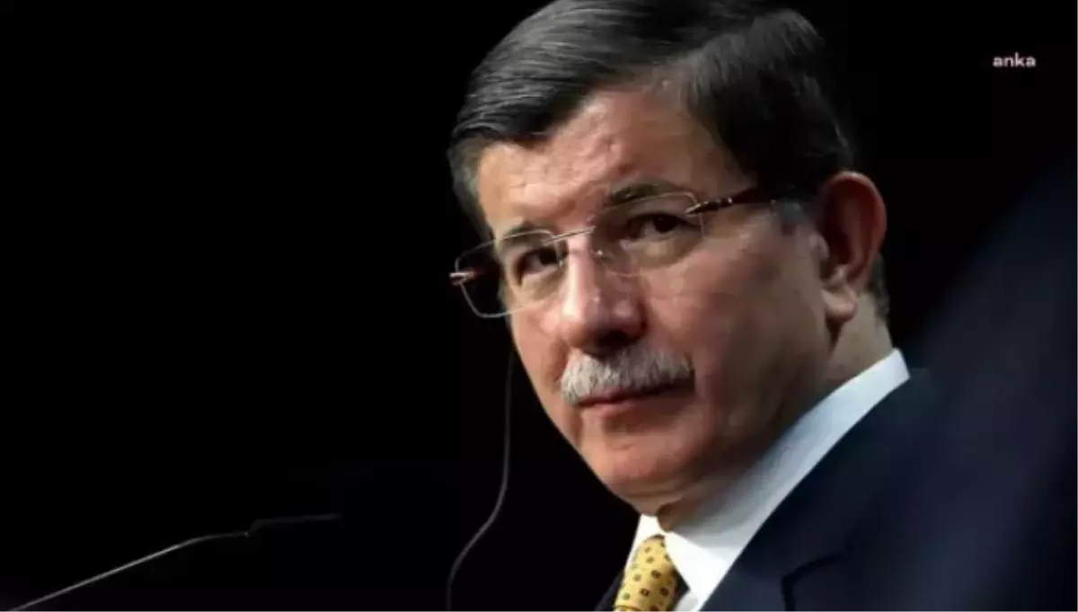 Davutoğlu\'nun Açıklaması: \'AK Parti\'den Kopmadım\'