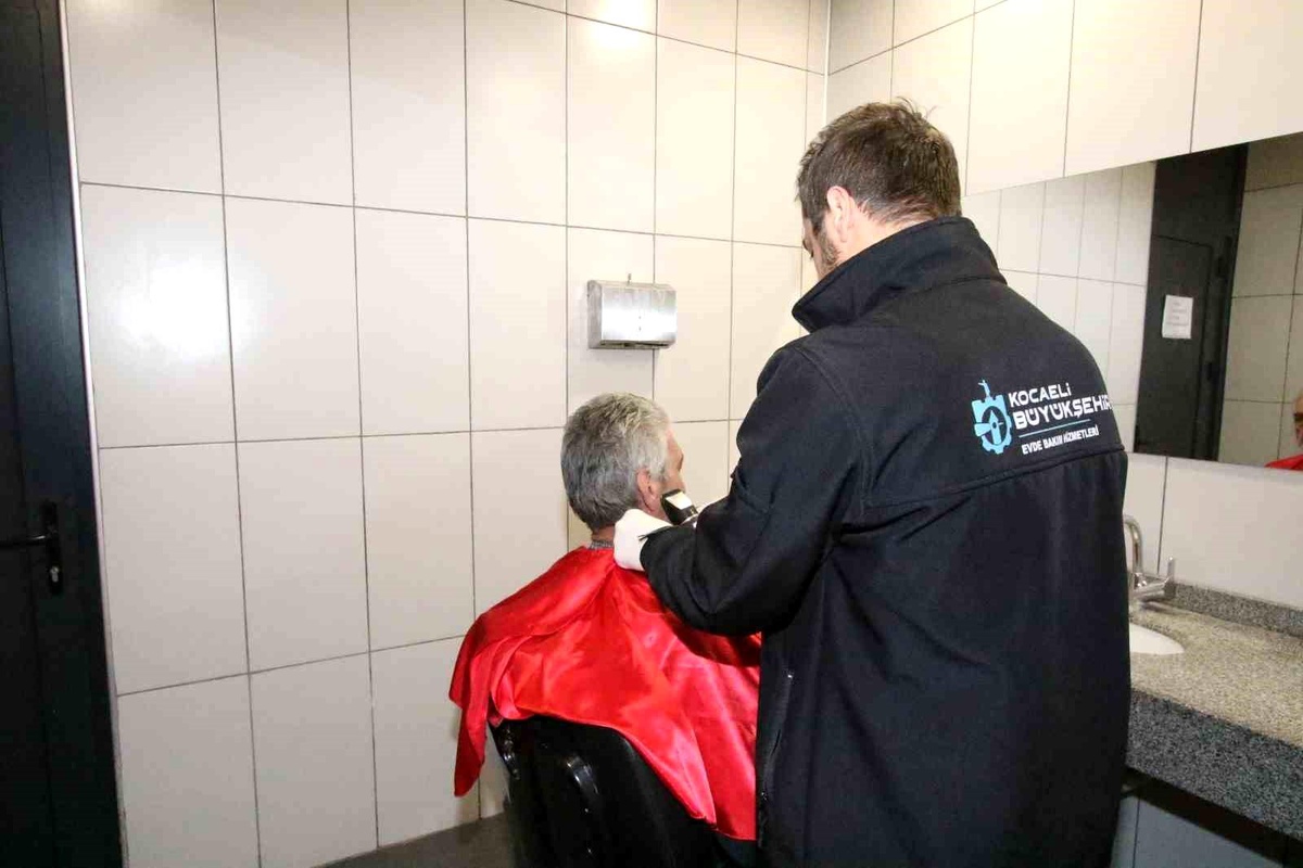Kocaeli\'de İhtiyaç Sahiplerine Gündüz Bakımevi Desteği