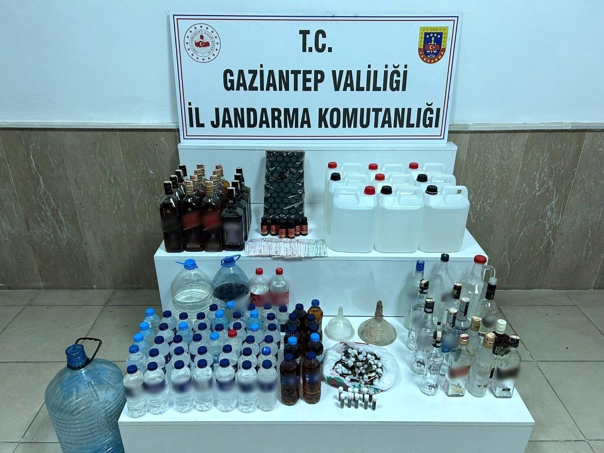 Gaziantep\'te sahte alkol operasyonu: 1 gözaltı