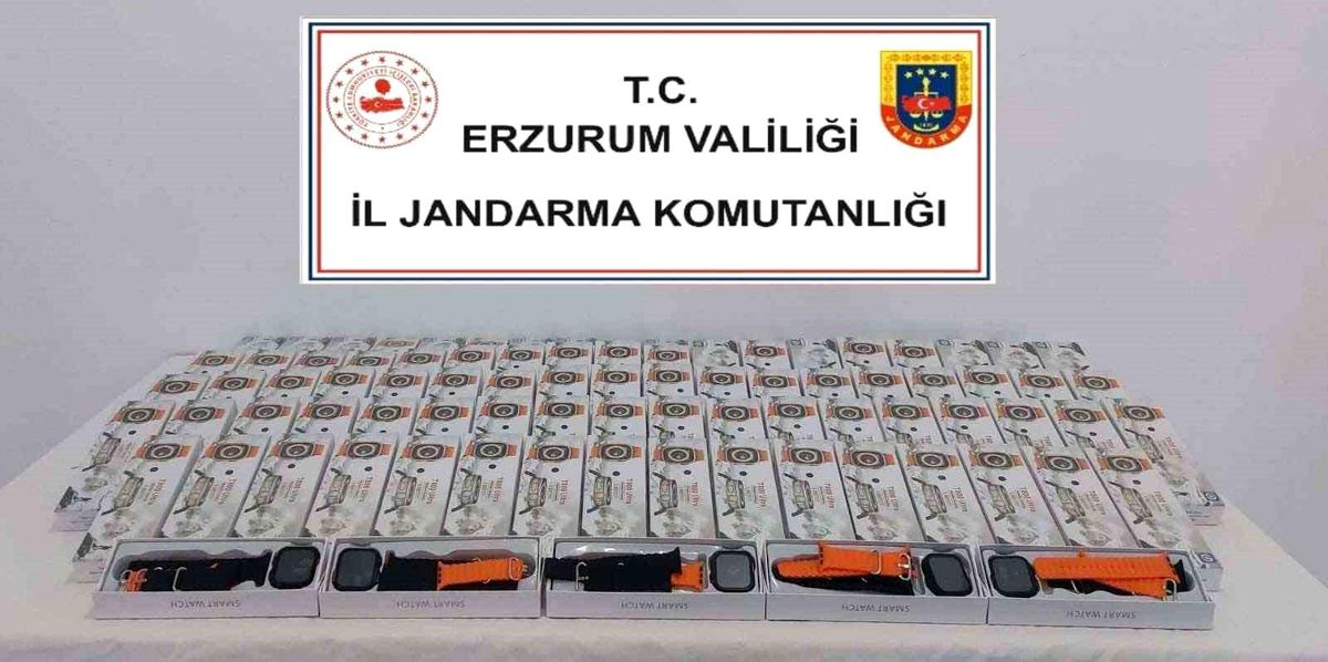 Erzurum\'da 93 Gümrük Kaçağı Akıllı Saat Ele Geçirildi