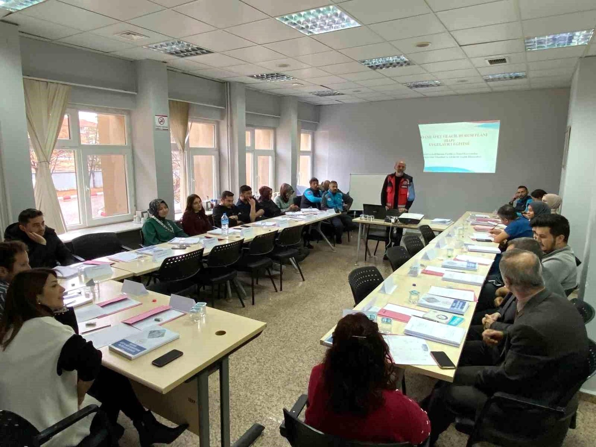 Afyonkarahisar\'da Afet Planı Eğitimi Tamamlandı