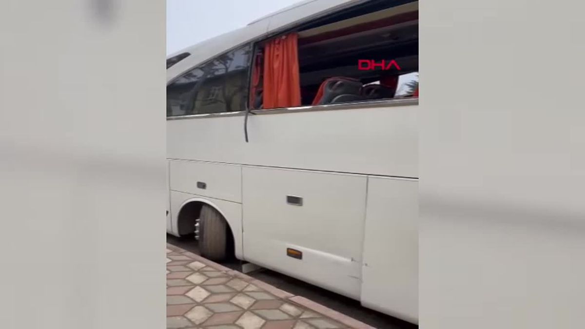 Alkollü Şüpheli Park Halindeki Araçlara Çarptı
