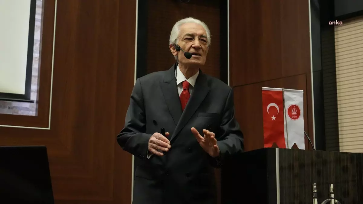 Keçiören Belediyesi\'nde Atatürk Semineri: Feyzullah Budak\'dan Önemli Mesajlar