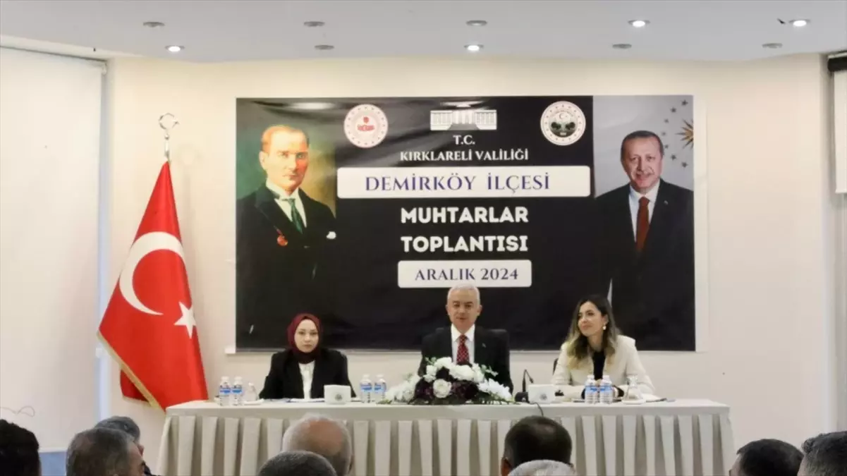 Kırklareli\'nde Muhtarlarla Toplantı