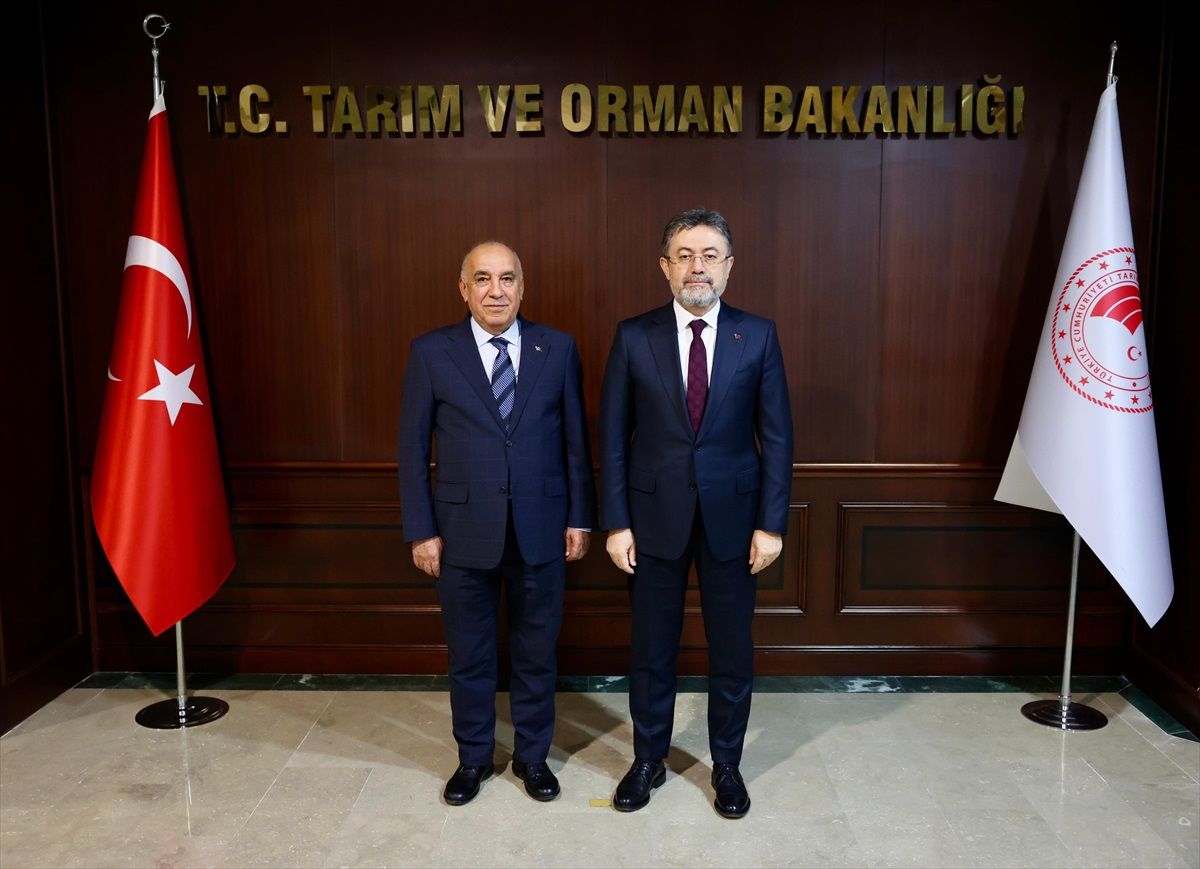 İsa Gök\'ten Bakan Yumaklı\'ya Ziyaret
