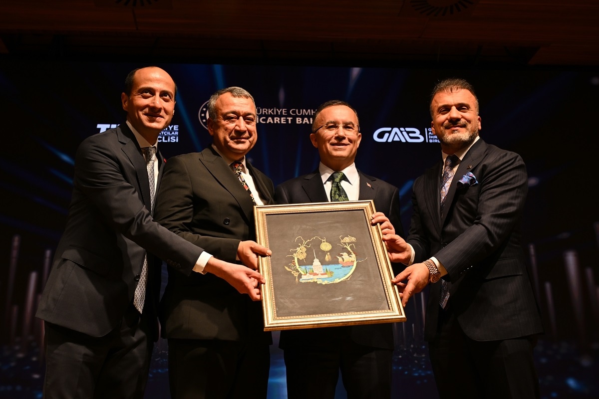 Bakan Bolat\'tan Suriye ile Güçlü İlişki Vurgusu