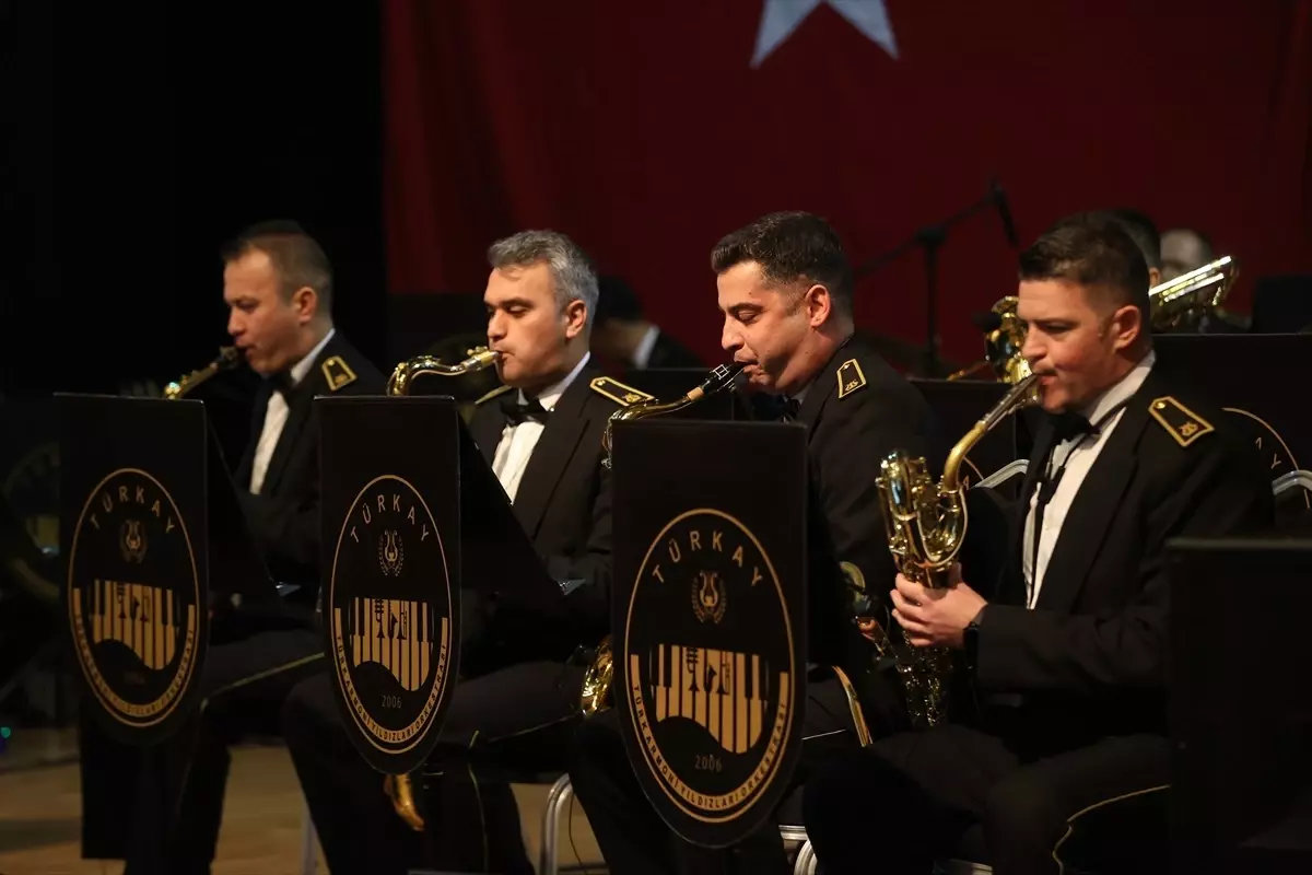 TÜRKAY\'dan Atatürk\'e Özel Konser