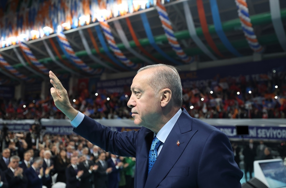 Cumhurbaşkanı Erdoğan: "Baas rejimi devrileli 2 hafta oldu.