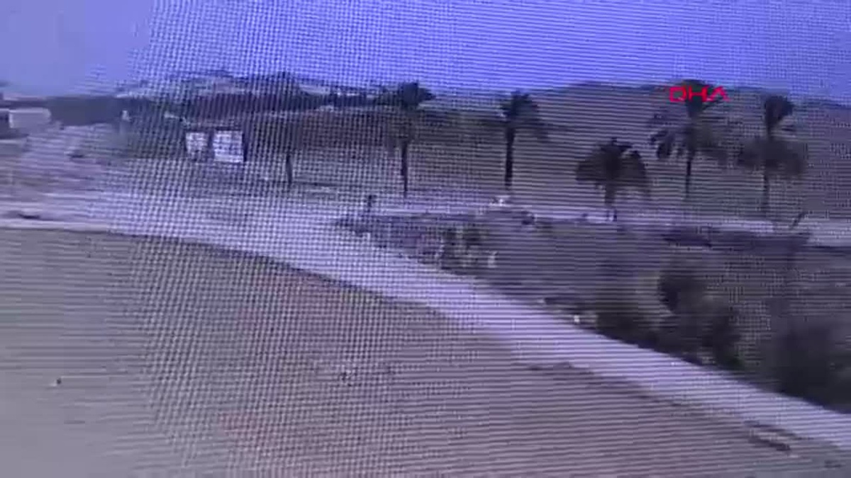 Adana\'da 14 Yaşındaki Sürücü, Kazada 50 Yaşındaki Adamı Hayatından Etti