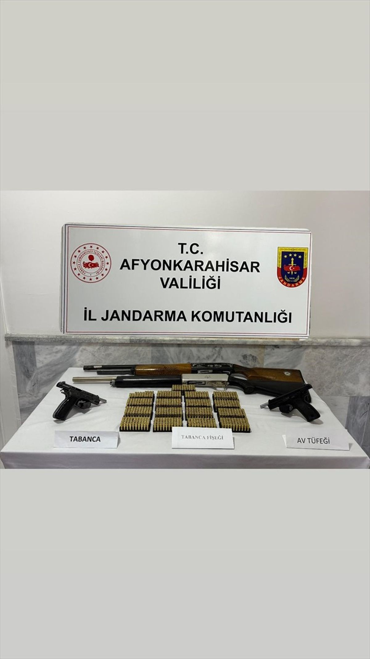 Afyonkarahisar\'da Firari Hükümlü Yakalandı