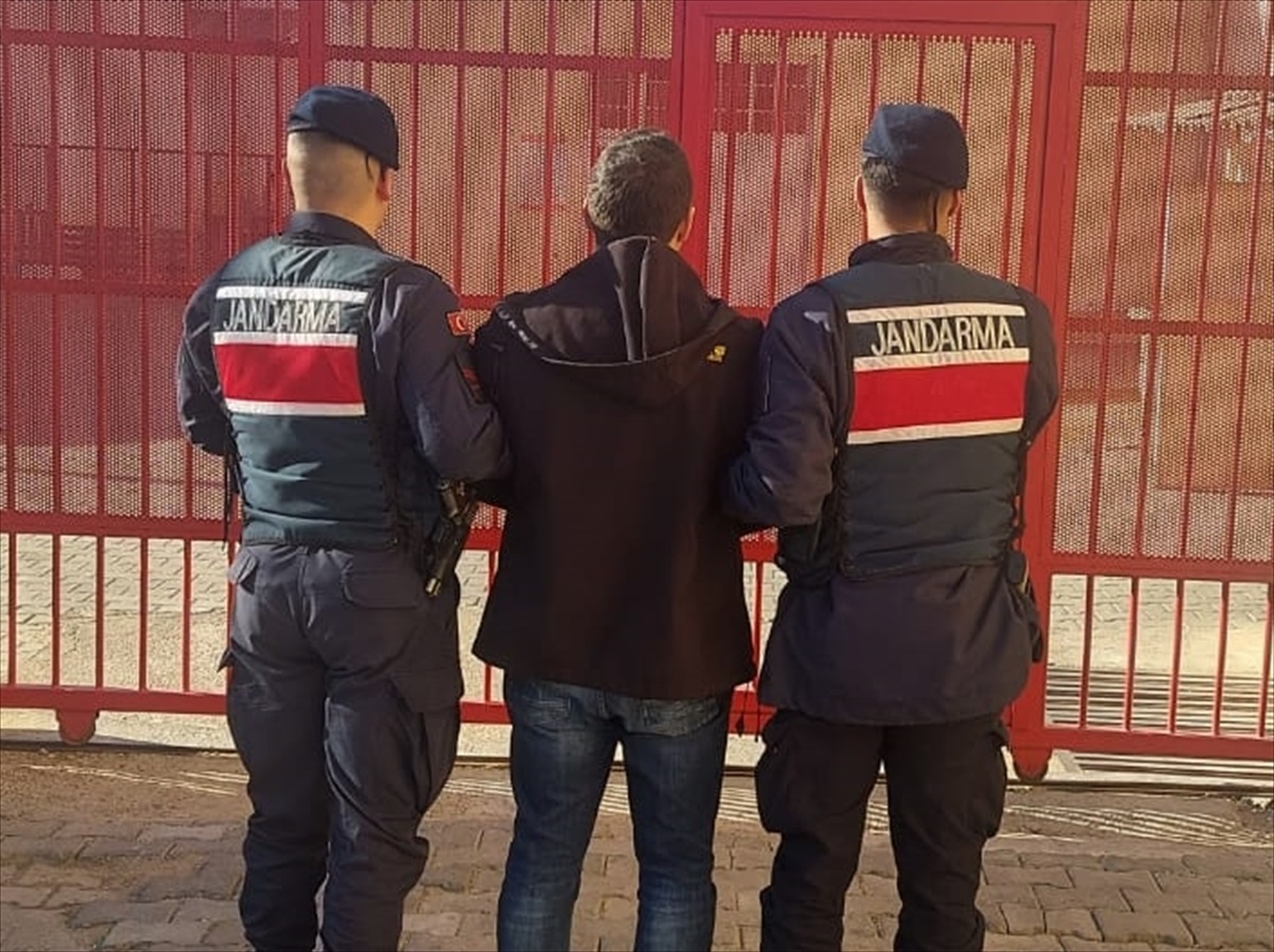 FETÖ\'ye Üyelikten Eski Üsteğmen Yakalandı