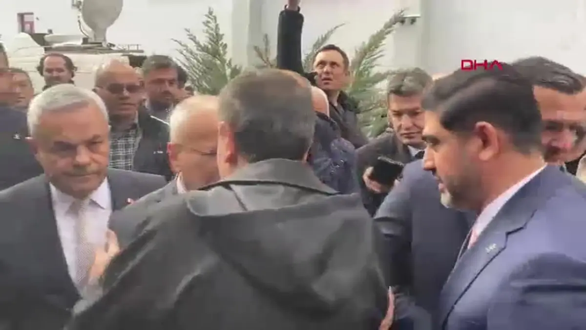 Bakan Tekin, AK Parti Karabük 8. Olağan İl Kongresi\'nde konuştu