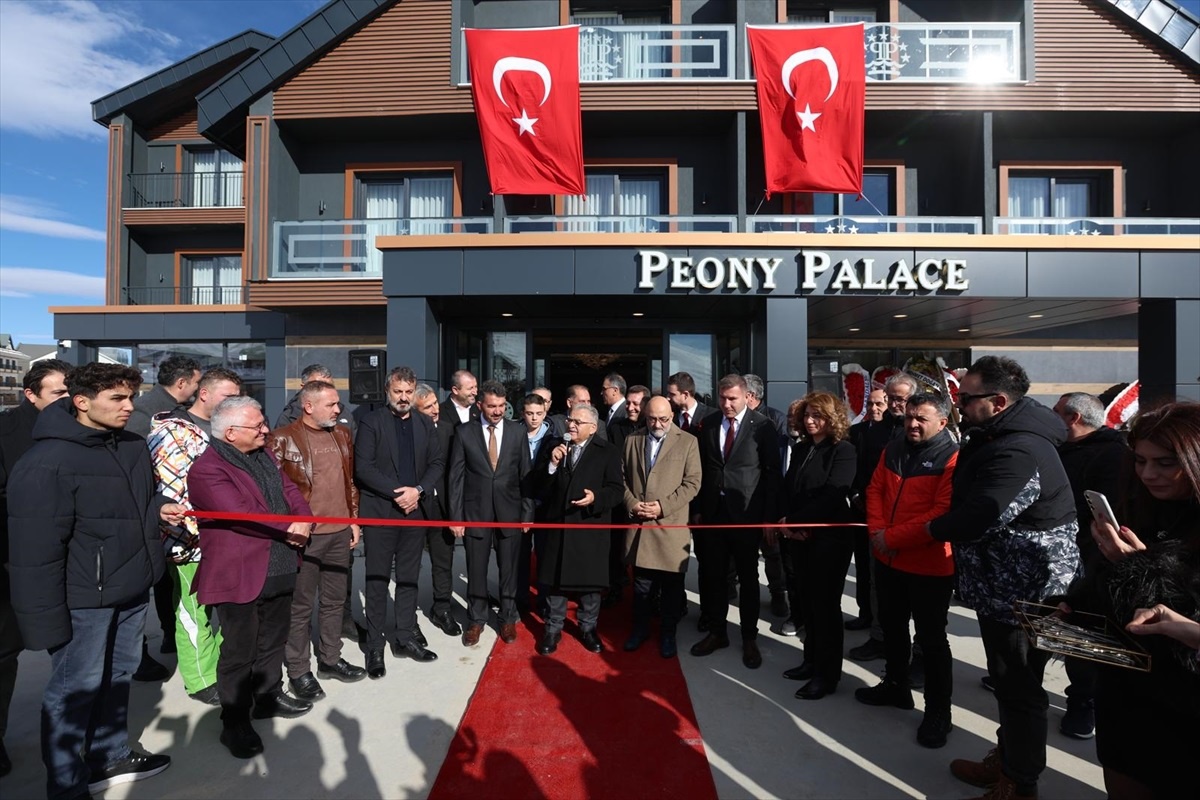 Erciyes\'te Yeni Otel Açılışı