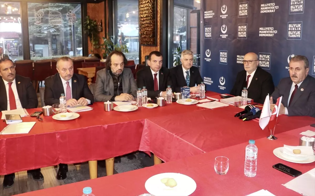 BBP Genel Başkanı Destici: Sivil ve Demokratik Bir Anayasa Gerekiyor