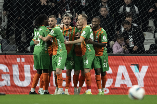 Beşiktaş, Alanyaspor ile 1-1 berabere kaldı