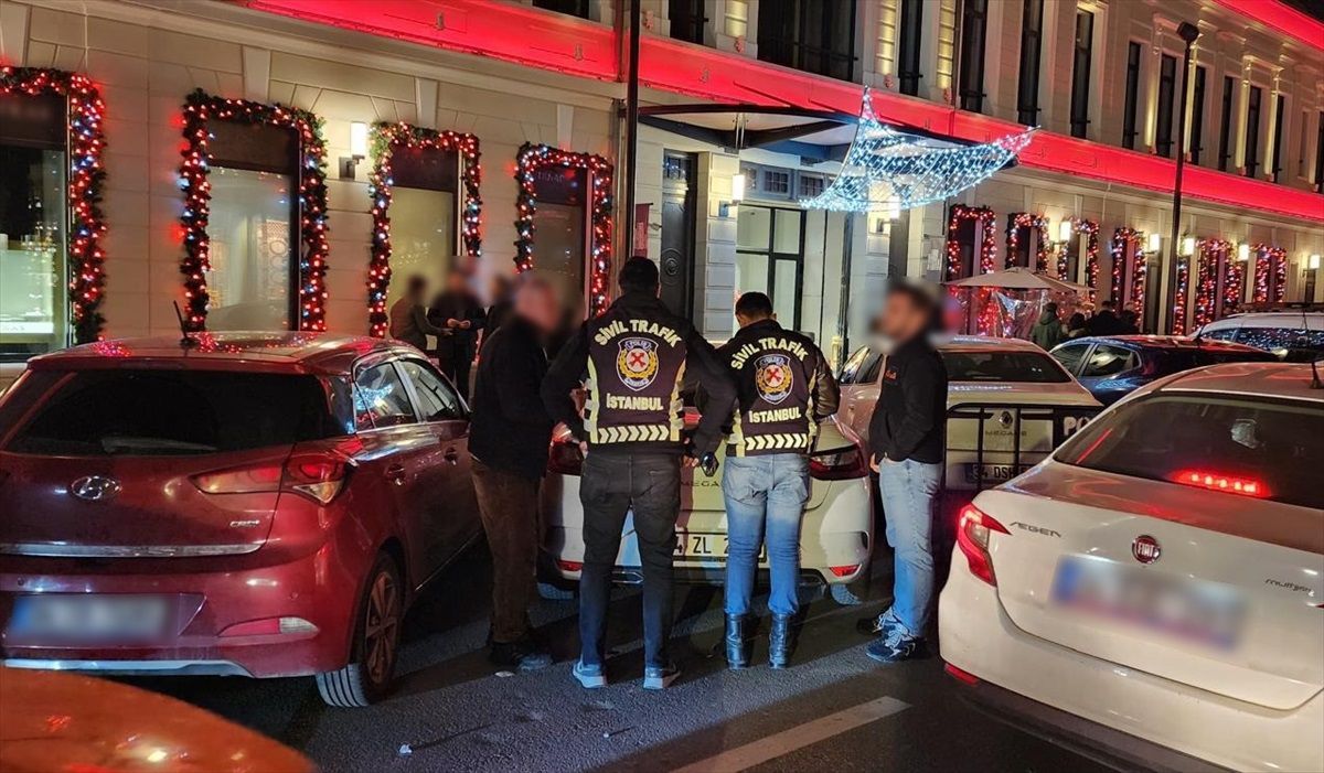 Beyoğlu\'nda Korsan Otoparkçılara Cezalar