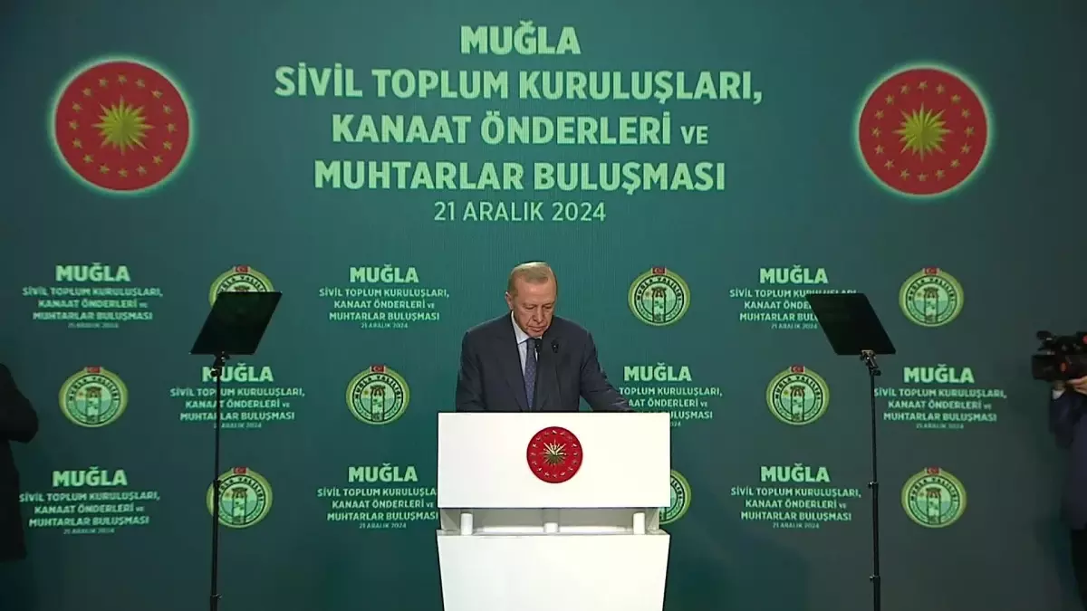 Cumhurbaşkanı Erdoğan: "Türkiye\'nin Darbe Anayasası Kamburundan Kurtulması Şarttır"