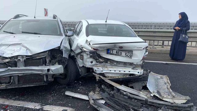 Diyarbakır'da 13 aracın karıştığı zincirleme kaza! Çok sayıda yaralı var Diyarbakır'da 13 aracın karıştığı zincirleme kaza! Çok sayıda yaralı var