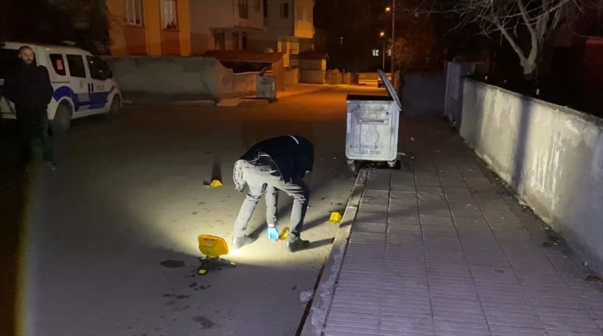 Çorum\'da Sokakta Silahlı Saldırı