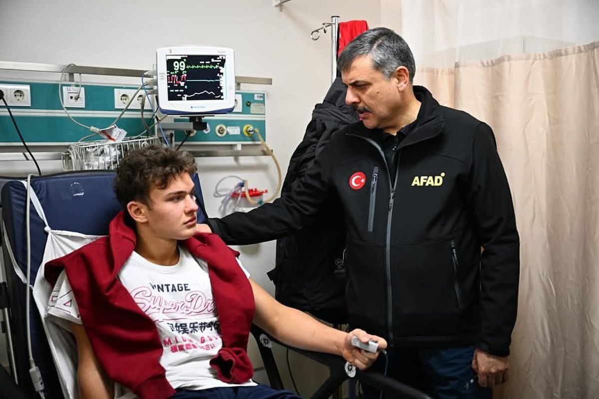Vali Çiftçi, Çığ Düşmesi Sonrası Yaralı Sporcuları Ziyaret Etti