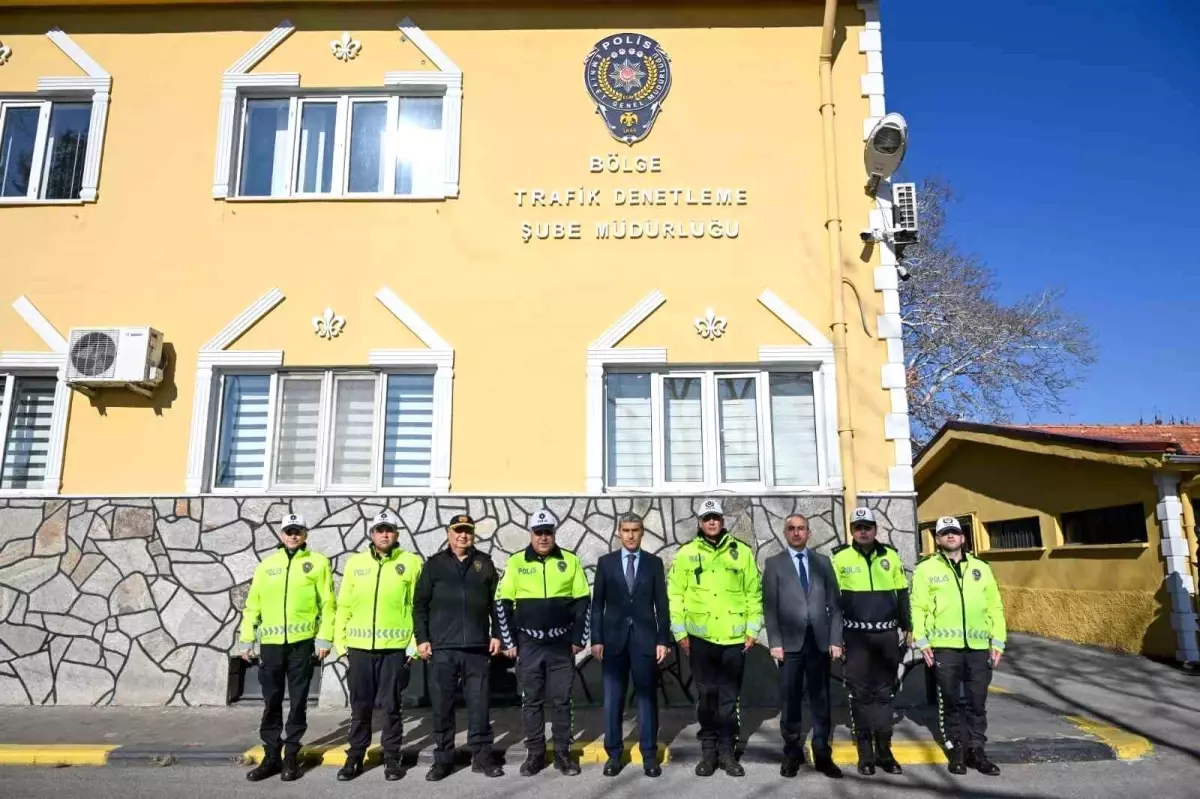 Vali Aktaş\'tan Emniyete Ziyaret