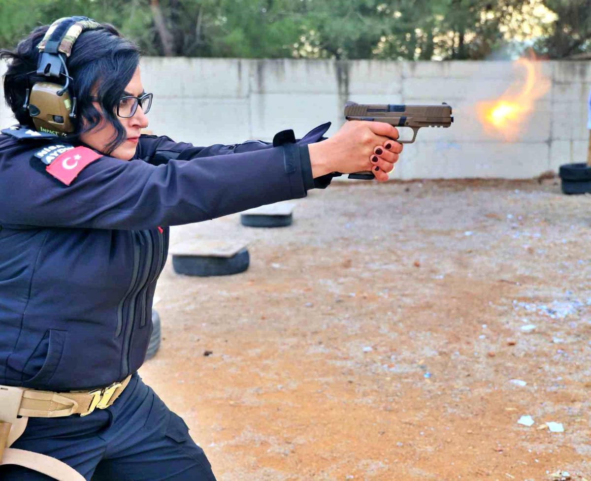 Antalya\'da Polis Ekiplerine Etkili Eğitim