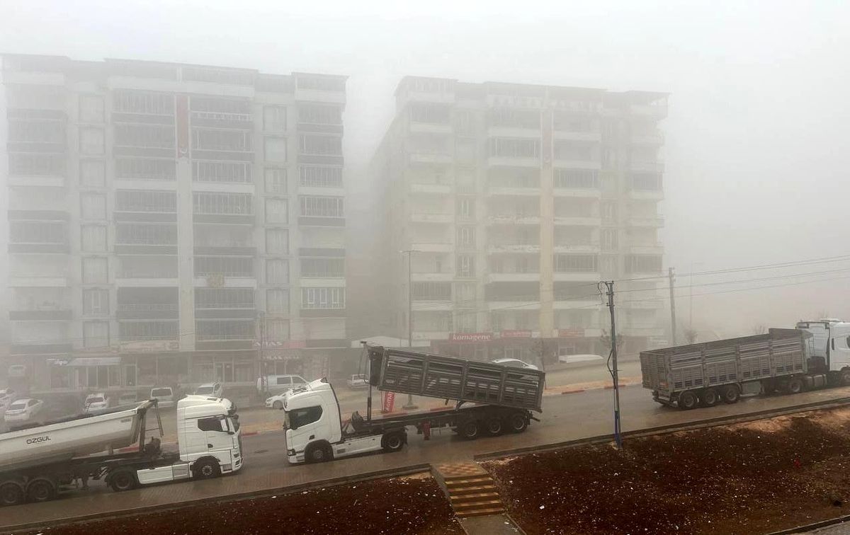 Besni\'de Yoğun Sis ve Sağanak Yağış