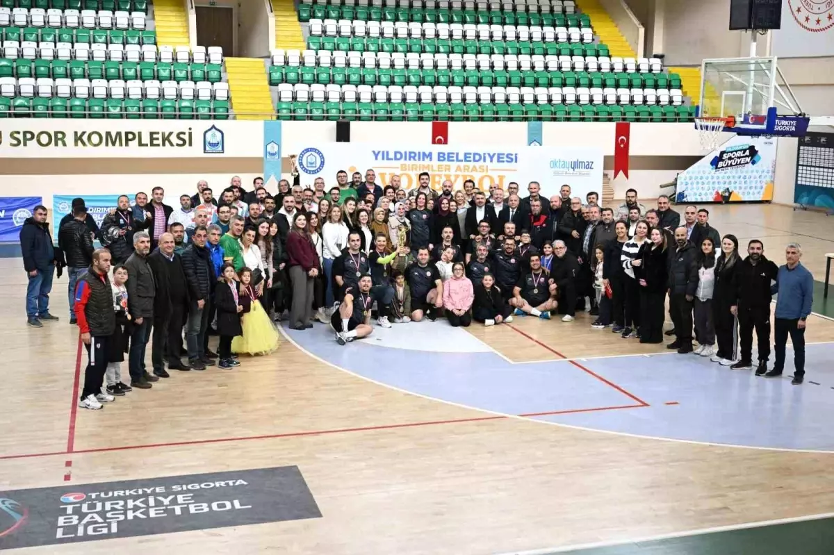 Yıldırım Belediyesi Geleneksel Voleybol Turnuvası Sona Erdi