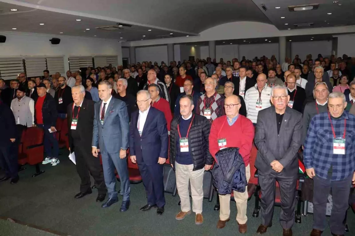 Karşıyaka\'da Başkan Adayı Yok, Kayyum Tehlikesi