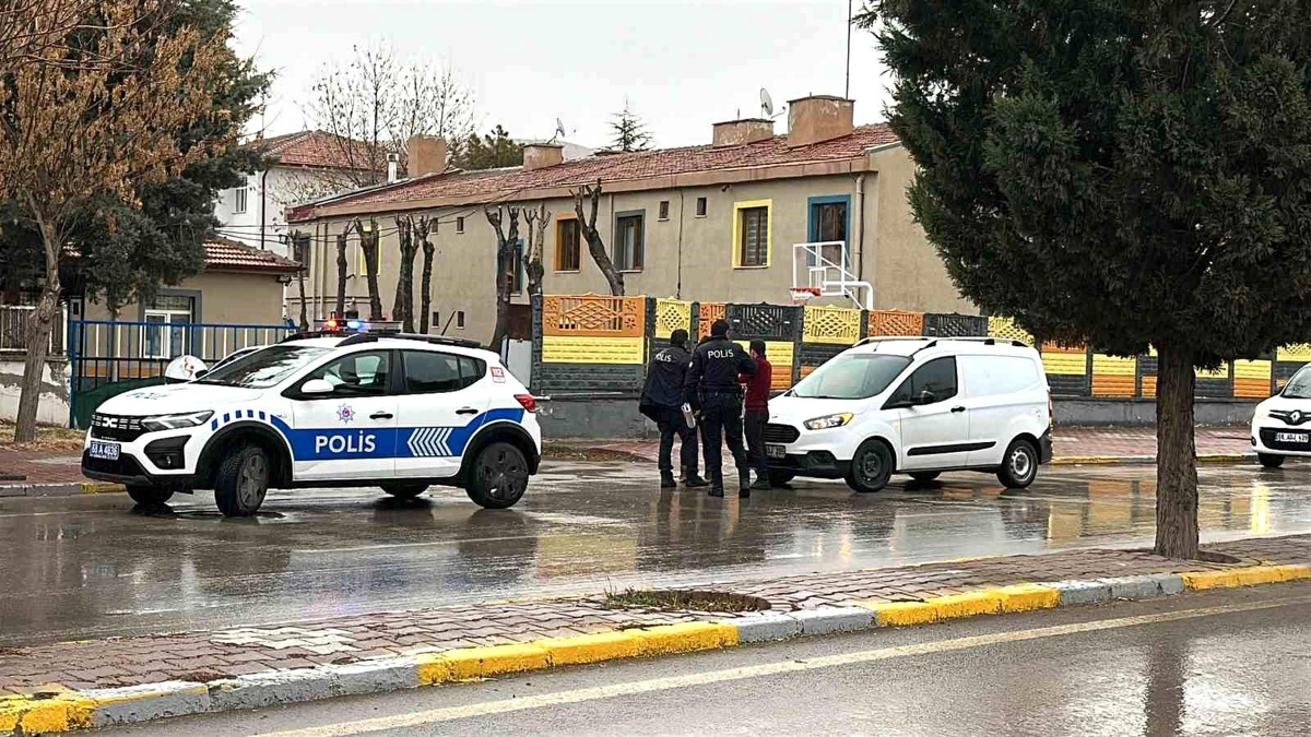 Aksaray\'da Ehliyetsiz Sürücü Yakalandı