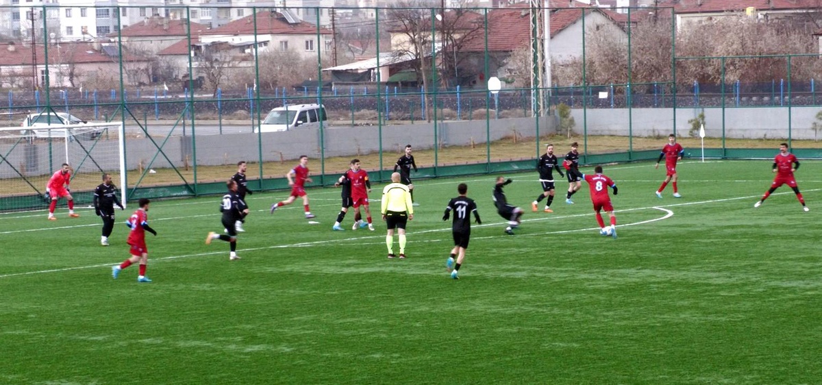 Esen Makine Erciyesspor 13-0 ile Farklı Galip