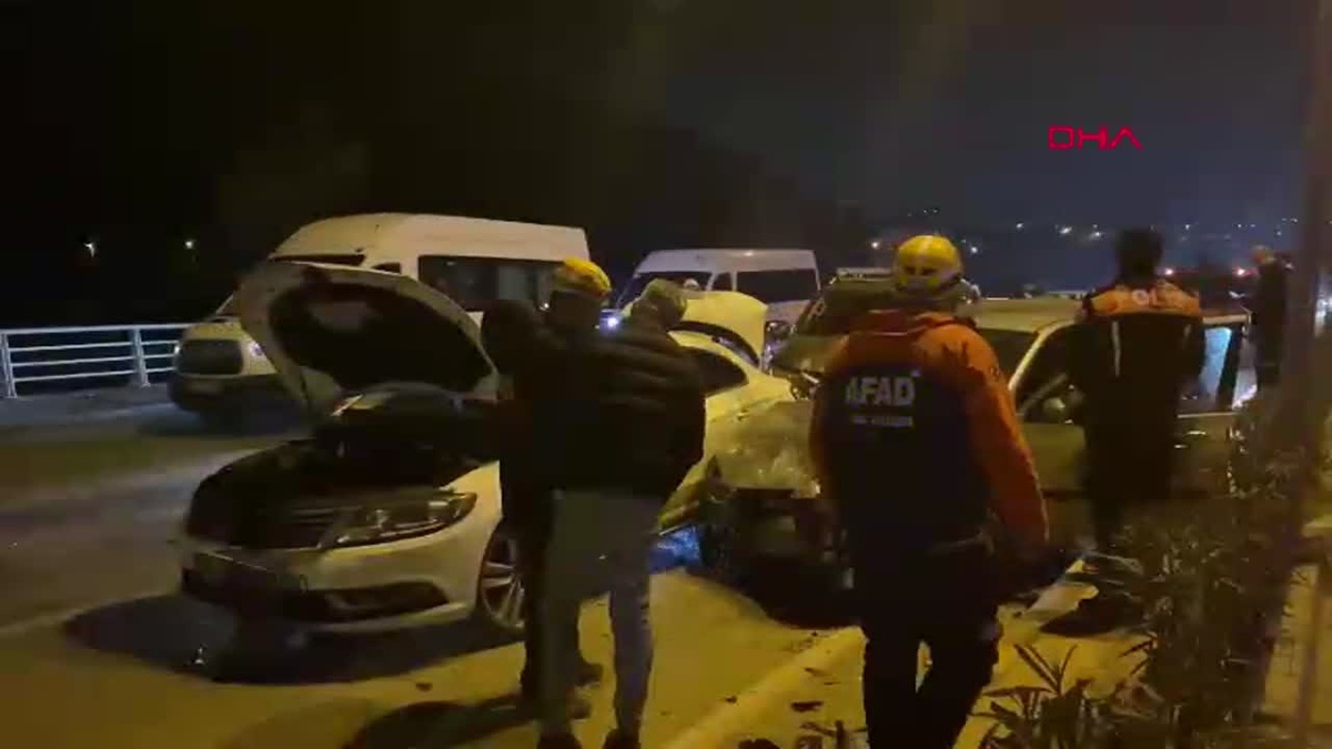 5 aracın karıştığı zincirleme kazada 5 kişi yaralandı