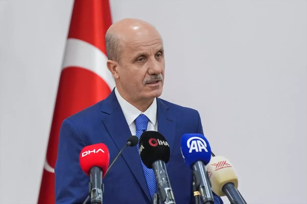 Eğitimde Teknolojik Yeterlilik Vurgusu