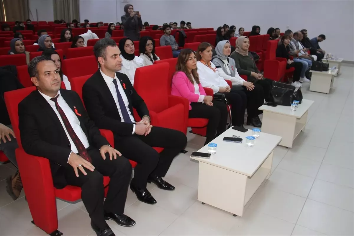 AIDS Konferansı Düzenlendi