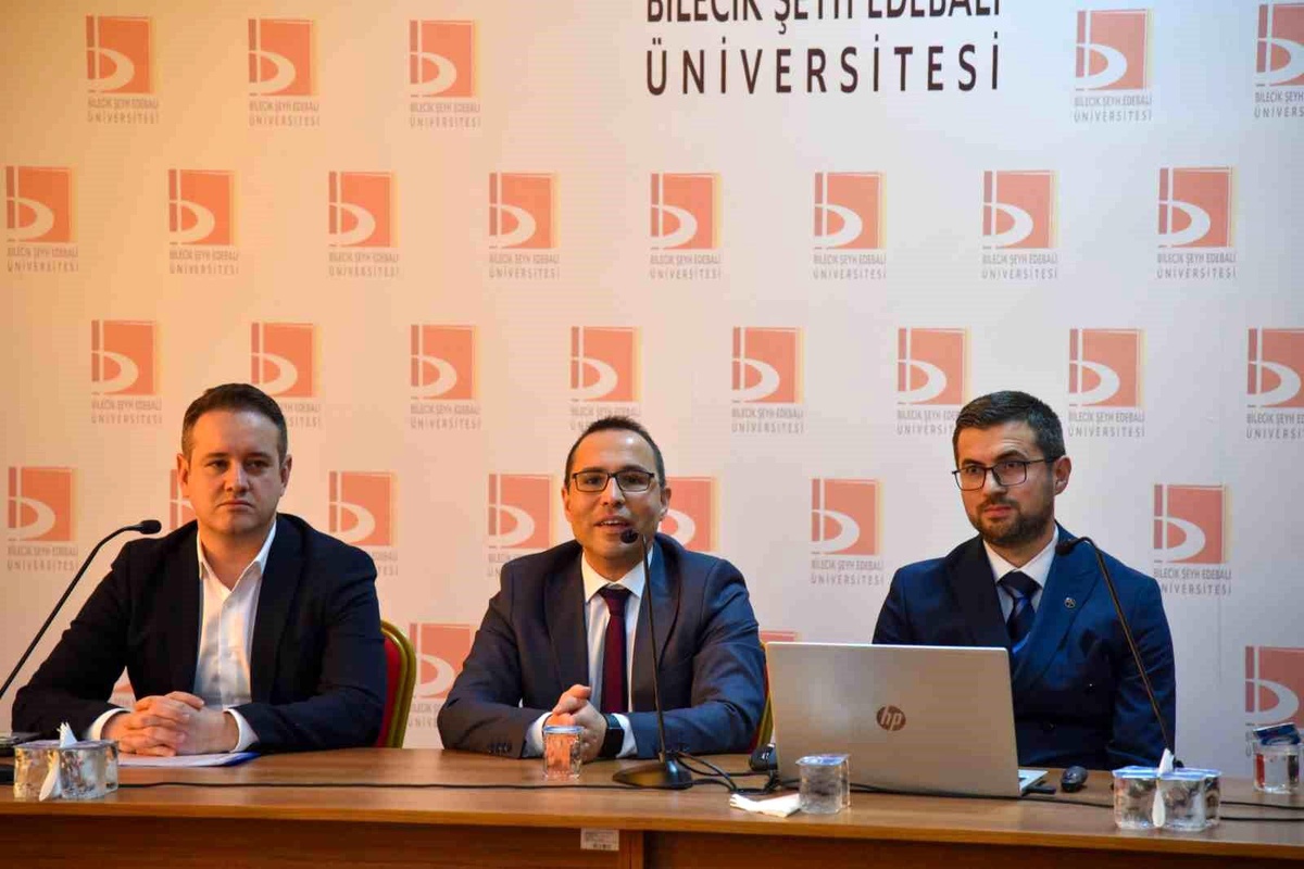 BŞEÜ\'de Bankacılık Paneli