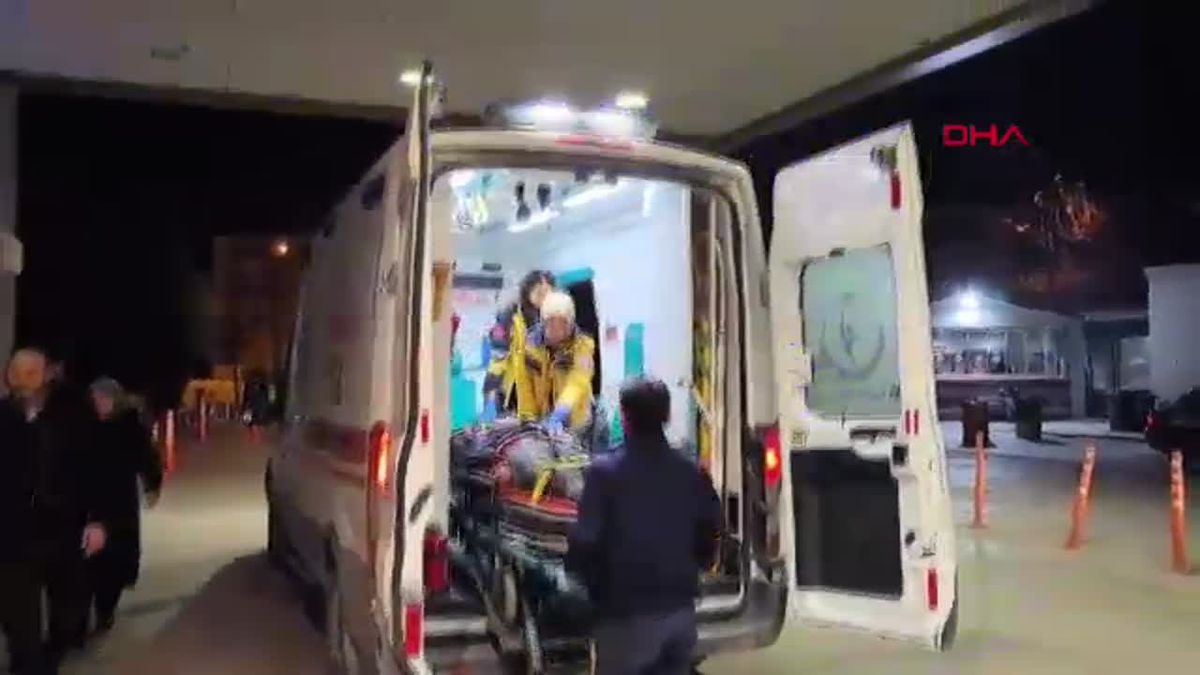 İnegöl\'de Motosiklet Kazası: Sürücü Ağır Yaralandı