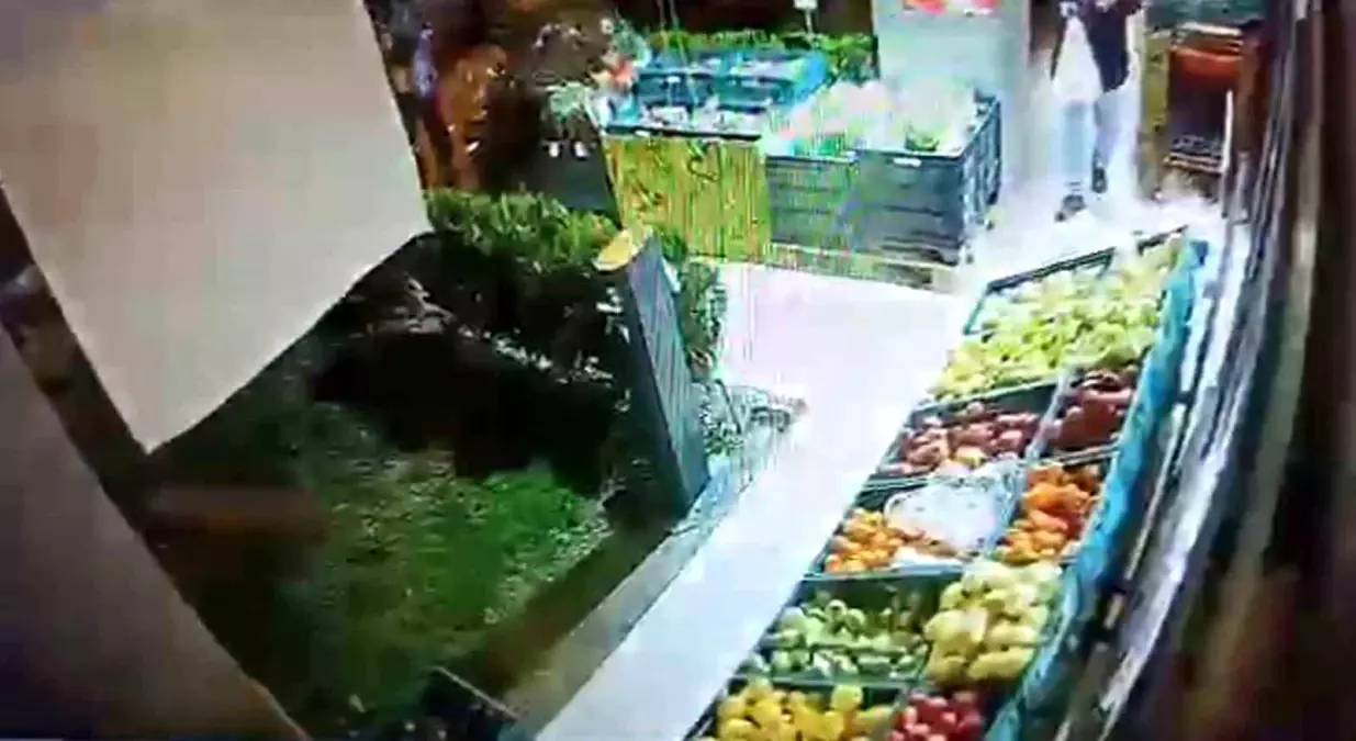 Ereğli\'de Market Soğuk İçecek Hırsızlığı