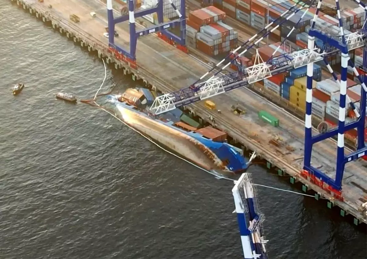 AMNAH Gemisi Yan Yattı