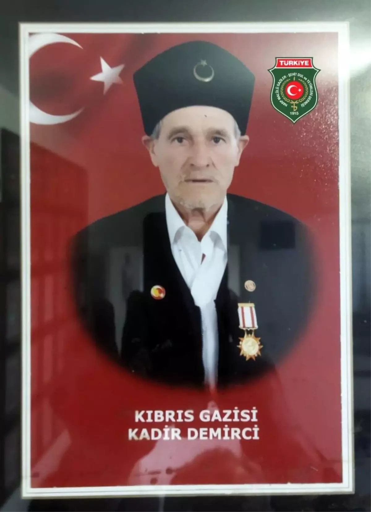 Kıbrıs Gazisi Kadir Demirci Hayatını Kaybetti