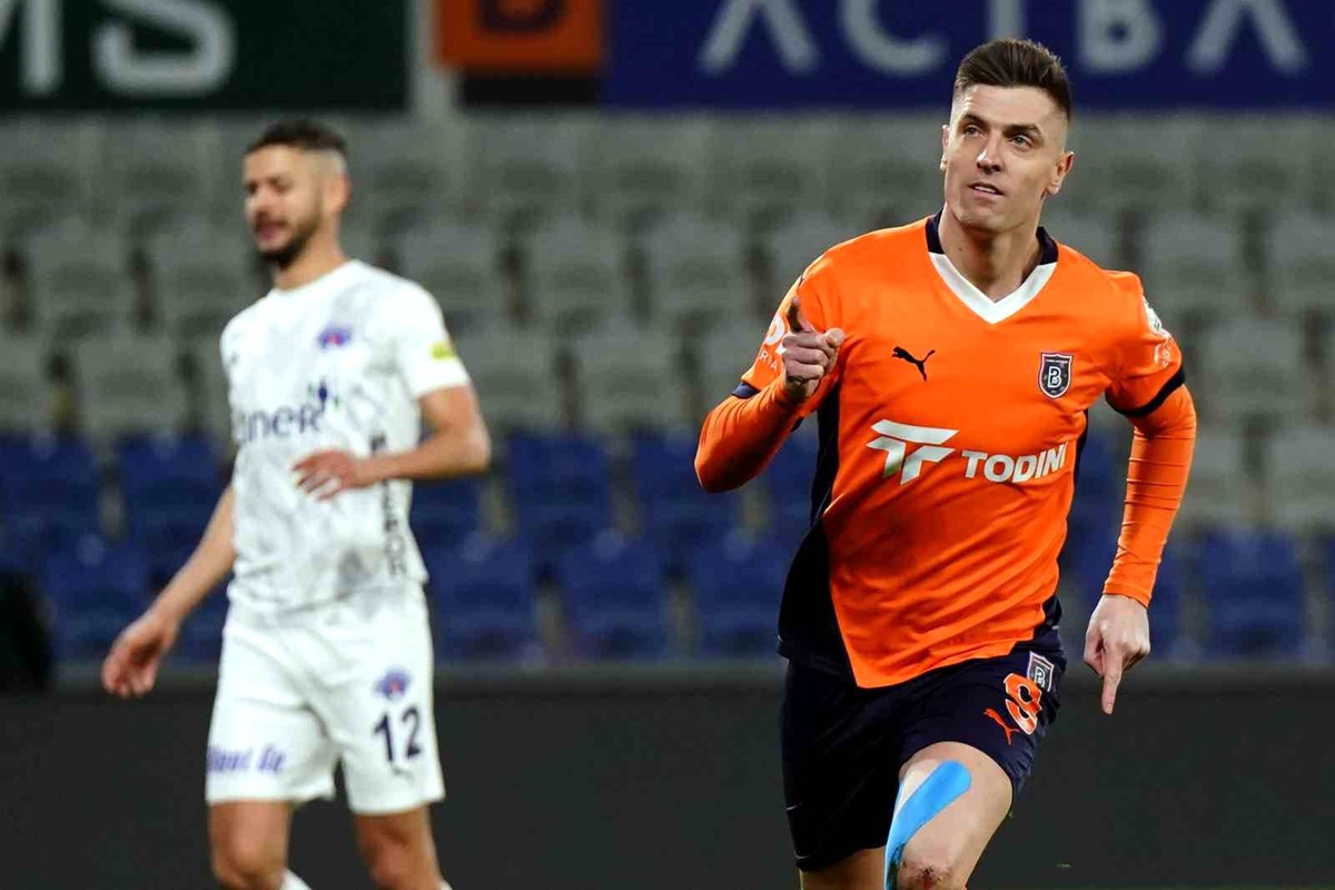 Piatek\'ten Kasımpaşa\'ya 2 Gol
