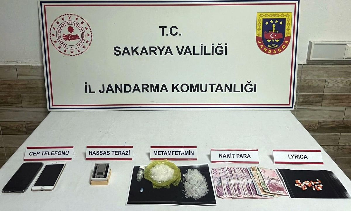 Sakarya\'da Uyuşturucu Operasyonu: Kadın Tutuklandı