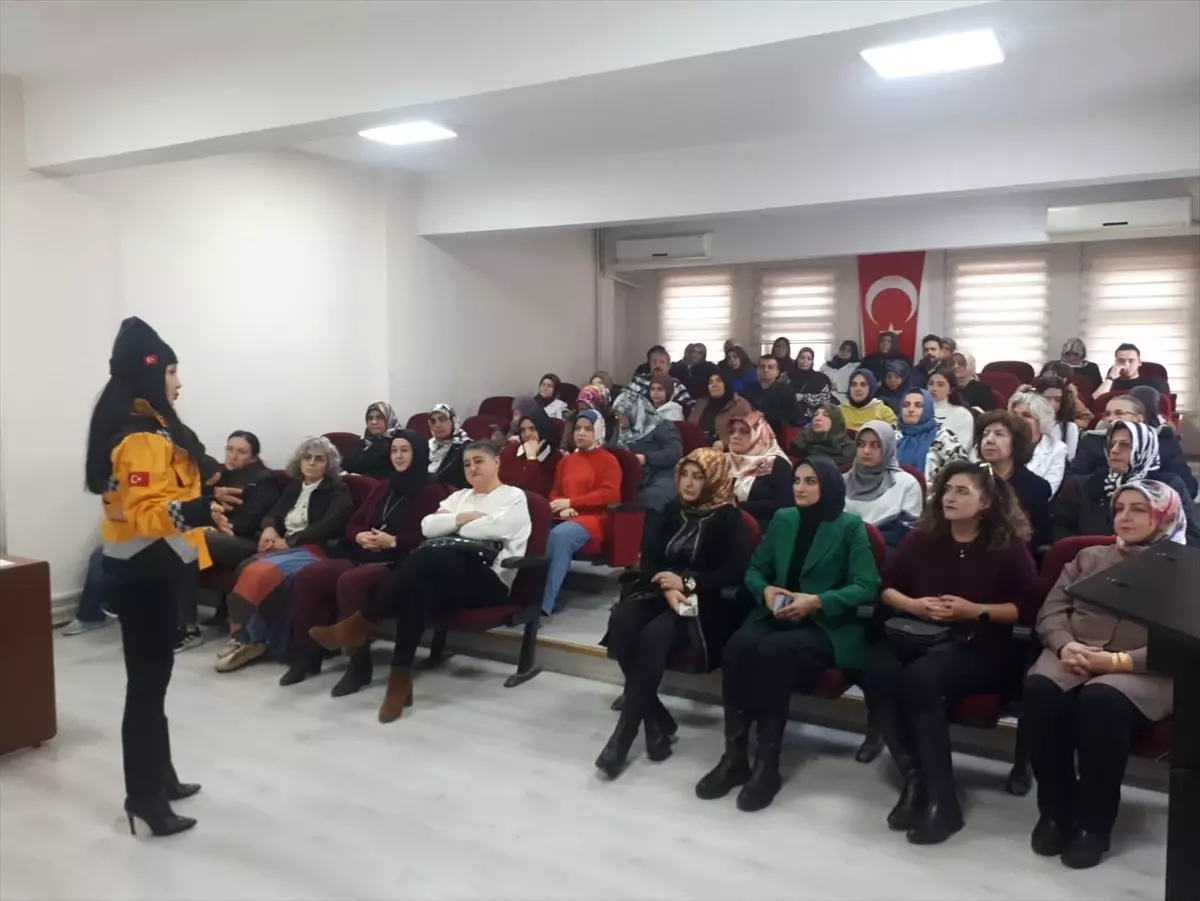 Tokat\'ta Eğitici Proje: Fermuar Sistemi