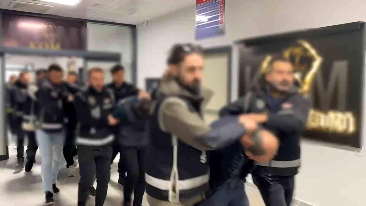 Sahte Belge Operasyonu: 13 Tutuklama