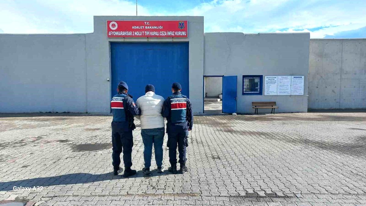 Hırsızlık Cezaatı Olan Şahıs Yakalandı