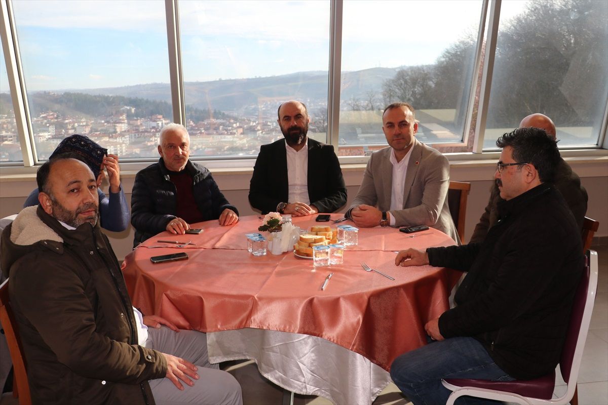 Pekşen, Muhtarlarla Buluştu