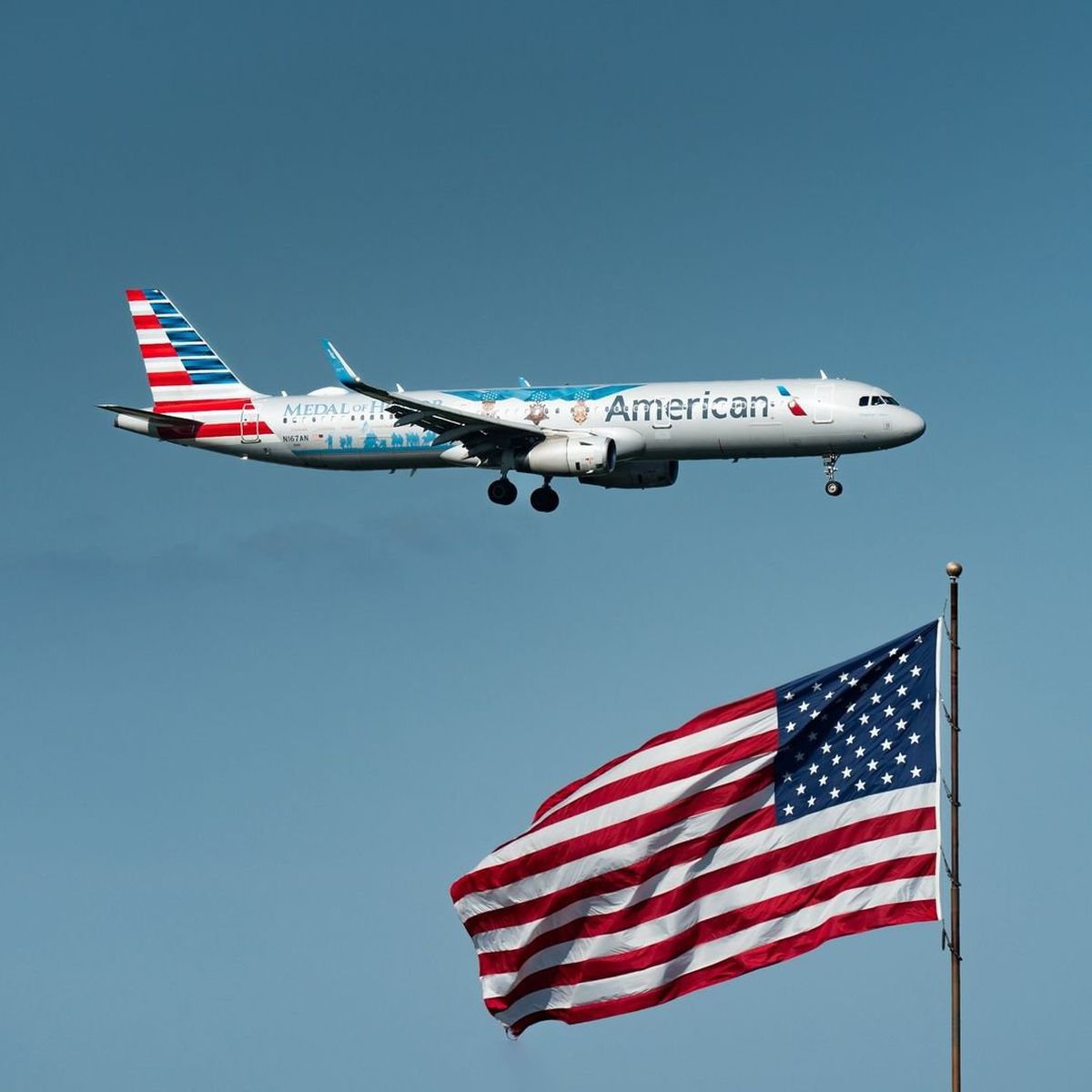 American Airlines, Teknik Aksaklık Nedeniyle Seferlerini Durdurdu