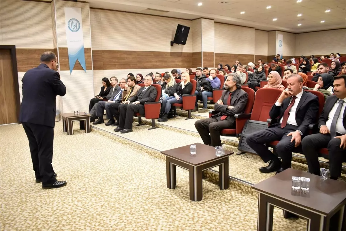 Bitlis\'te "Malazgirt\'i yeniden keşfetmek" konferansı düzenlendi