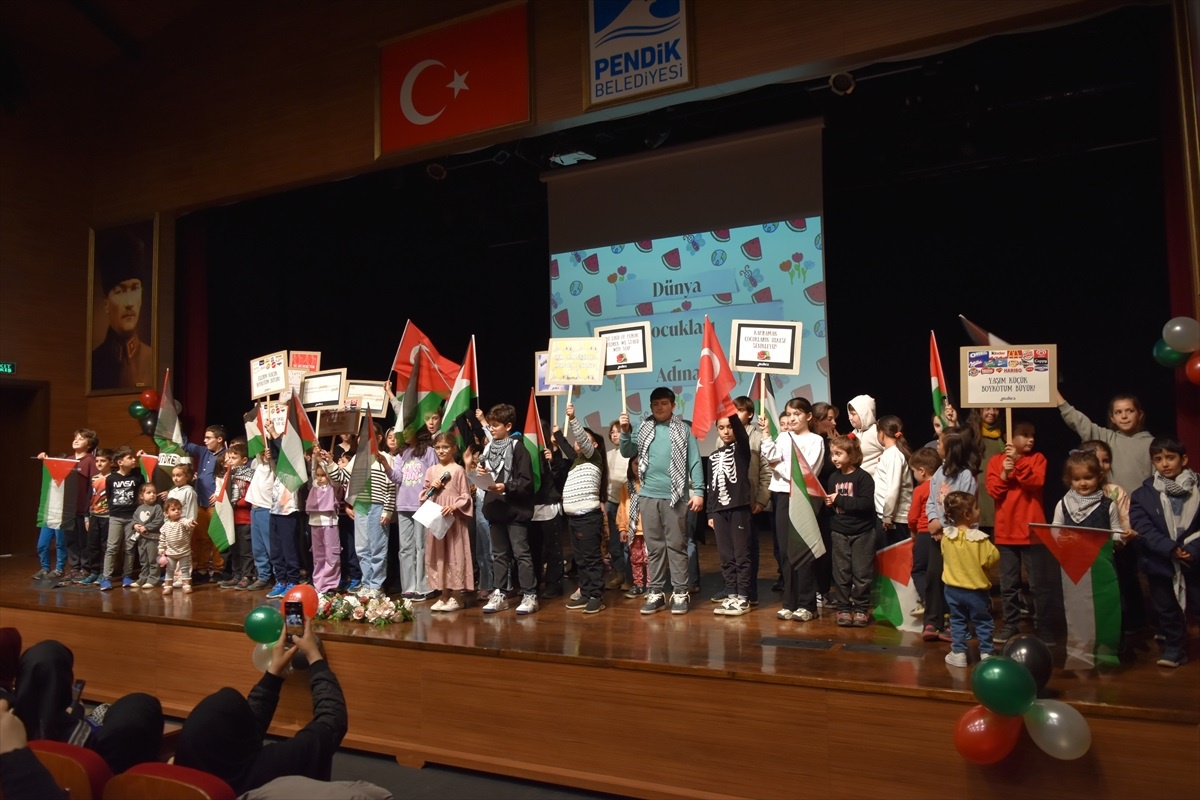 Milli Mücadele ve Şehitler Haftası\'nda Filistinli çocuklar anıldı